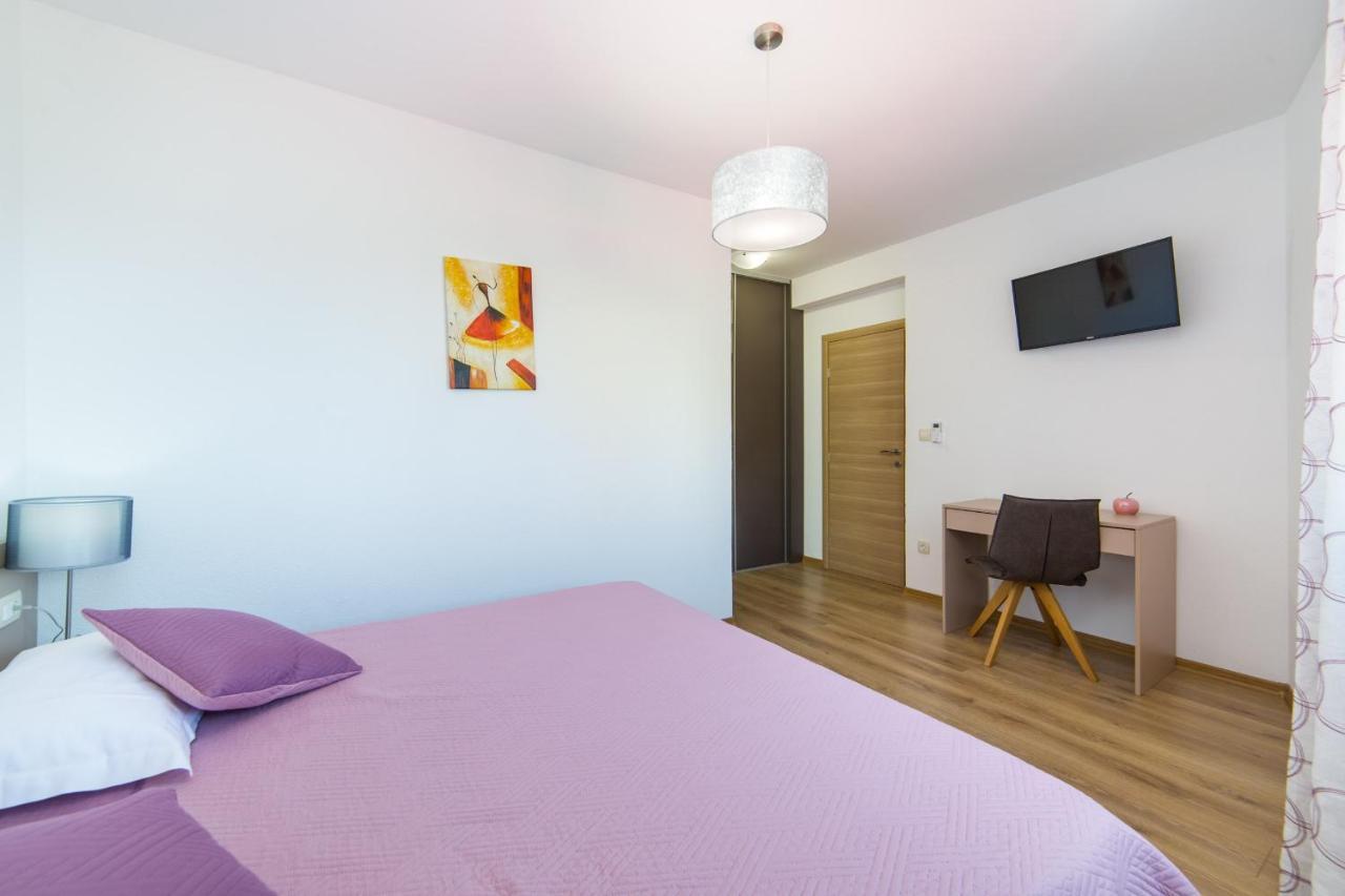 Apartments Zvonik Брист Экстерьер фото