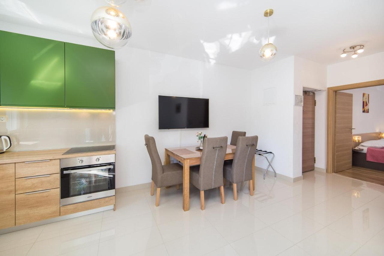 Apartments Zvonik Брист Экстерьер фото